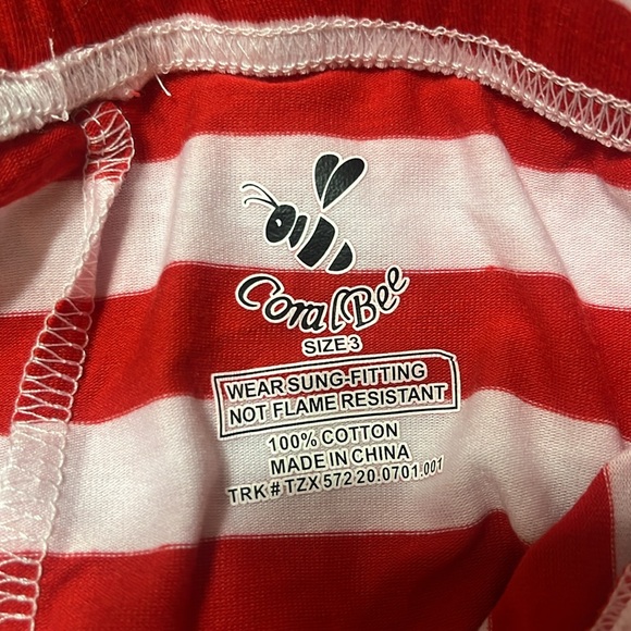 Coral Bee Boys 2 piece Pajamas Size 3 years color Red and white with green trim - Picture 8 of 8
